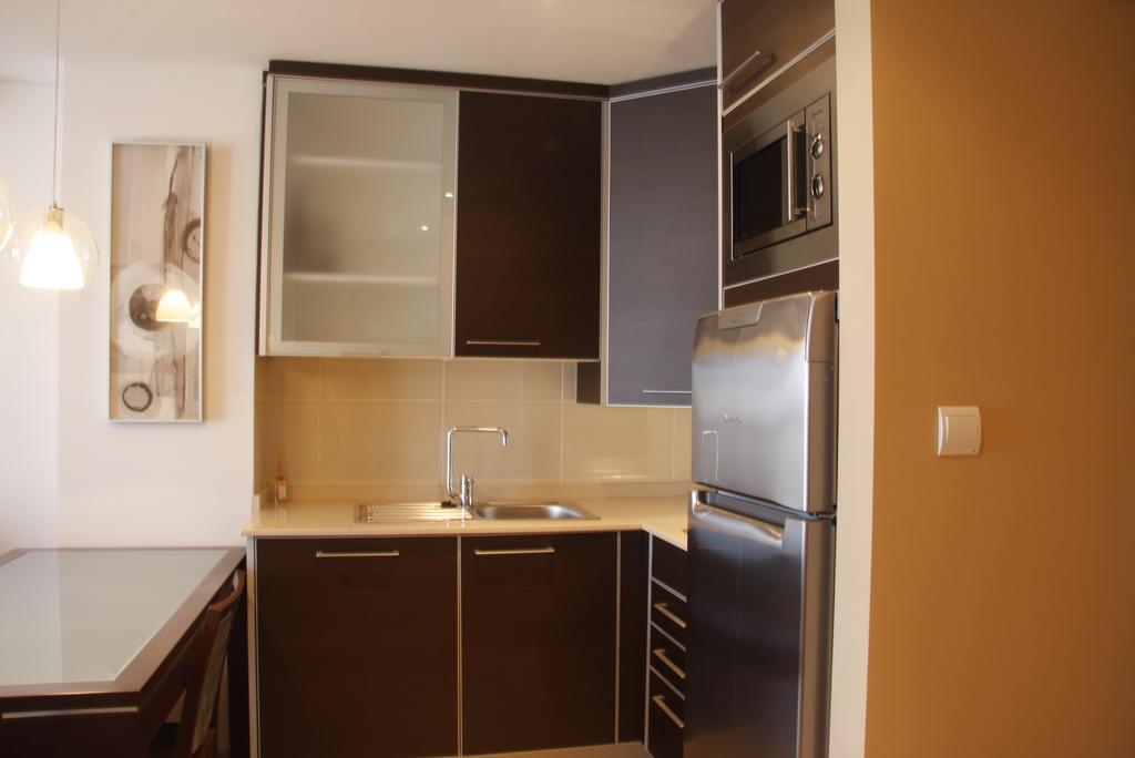 Apartmento Avda Madrid アスケカ・デ・エナレス 部屋 写真