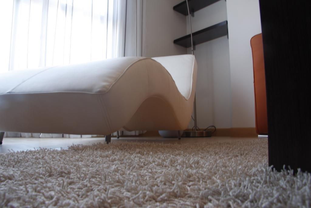 Apartmento Avda Madrid アスケカ・デ・エナレス 部屋 写真